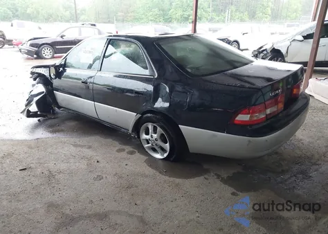 2001 Lexus Es 300 из США, поврежденный, VIN JT8BF28G310302967